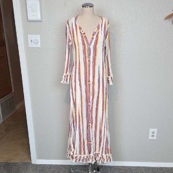 Z&L Dresses & Skirts - Z & L Made with Love Embroidered Maxi Dress Size S